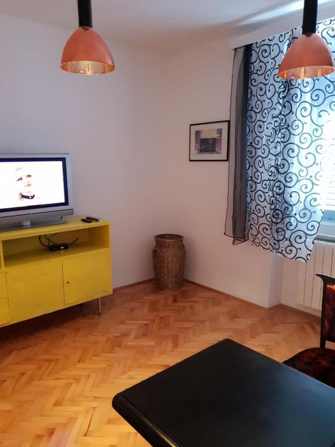 Apartman Pem プーラ エクステリア 写真