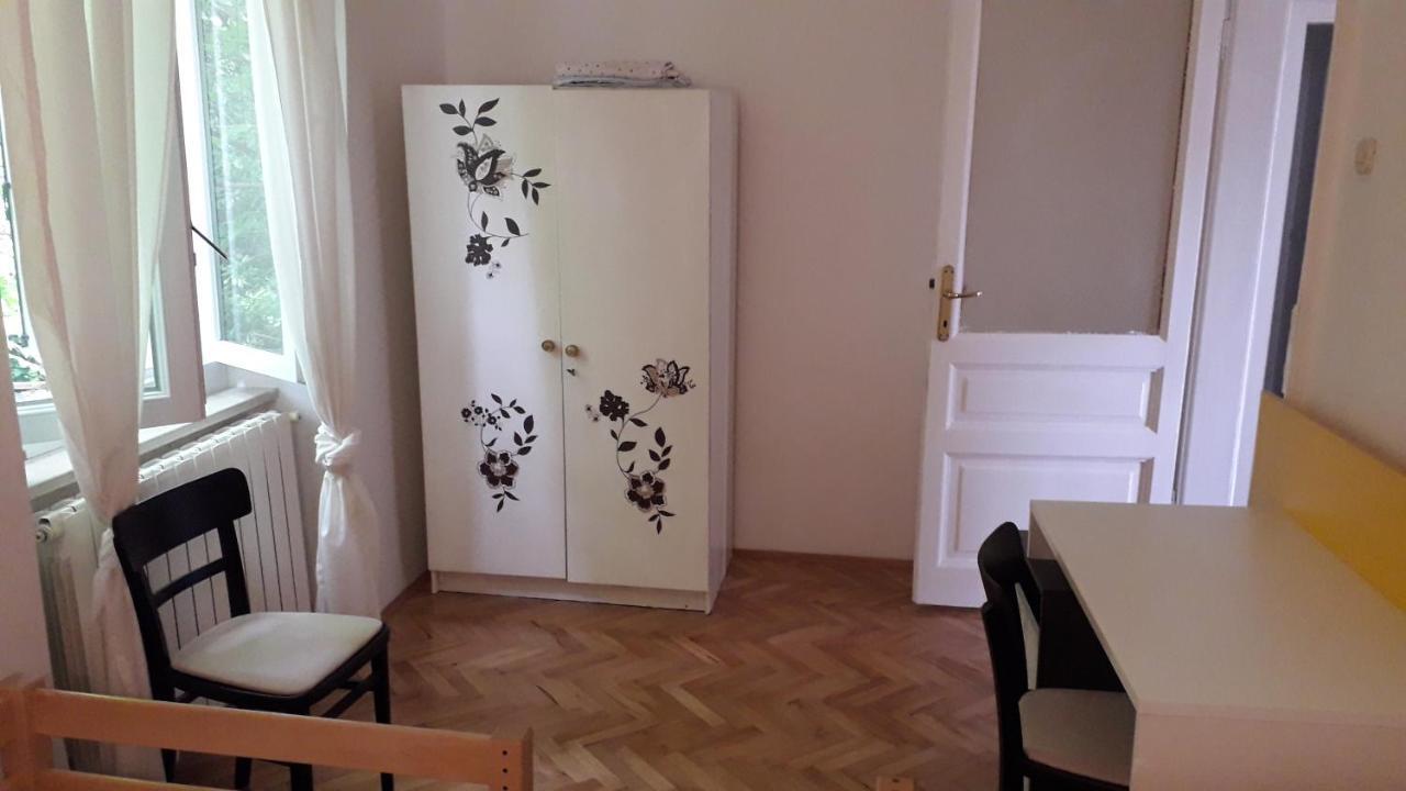 Apartman Pem プーラ エクステリア 写真